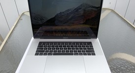 Mint
													MacBook Pro 2016 (With Touch Bar) - 15" - Silver, 256 GB, 16 GB, photo 4 of 13