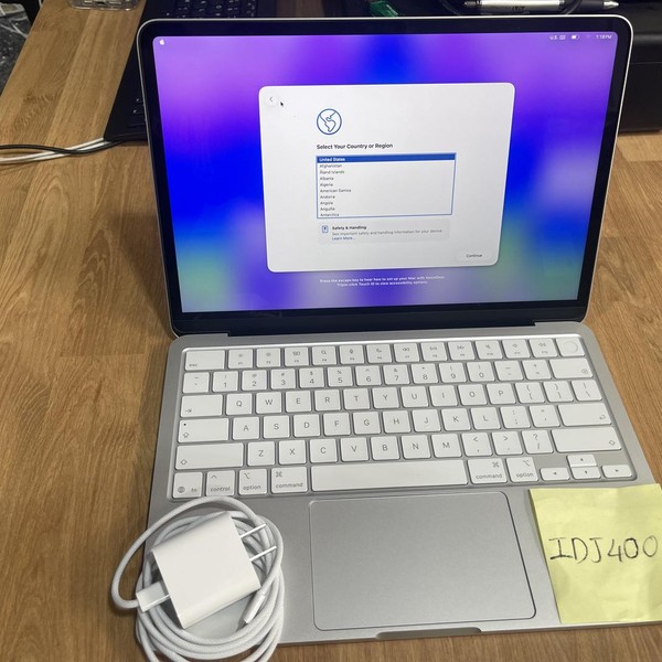 MacBook Neo 2026 - 512 GB, Silver, 8 GB, Apple A18 Pro
