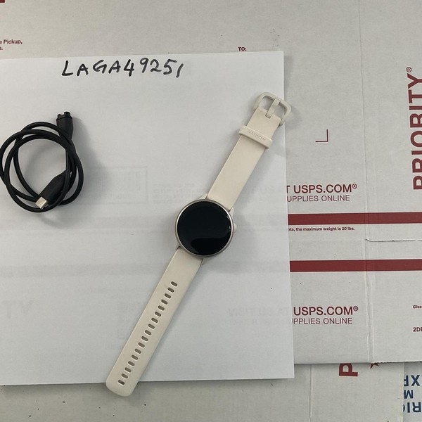 Garmin Vivoactive 6 - Lunar Gold