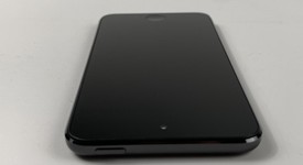 Mint
													Apple iPod Touch 7th Gen - Wi-Fi, Gray, 32 GB, photo 4 of 7