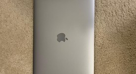 Mint
													MacBook Pro 2018 (With Touch Bar) - 13" - I7, Gray, 1 TB, 16 GB, photo 2 of 9