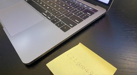 Good
													MacBook Pro 2018 (With Touch Bar) - 13" - I5, Gray, 256 GB, 8 GB, photo 5 of 7