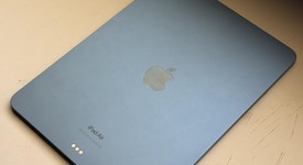 Mint
													Apple iPad Air 5th Gen - Wi-Fi, Blue, 64 GB, A2588, photo 2 of 6