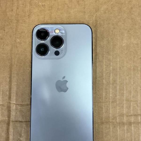 Apple iPhone 13 Pro - Unlocked, 1 TB, Sierra Blue, A2483