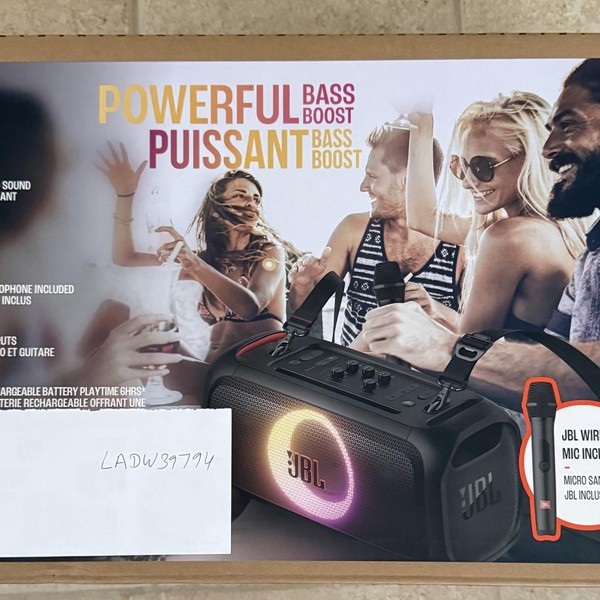 JBL PartyBox On-The-Go - Black