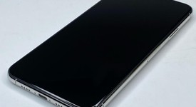 Good
													Apple iPhone 11 Pro Max - Unlocked, Silver, 256 GB, A2161, photo 3 of 8