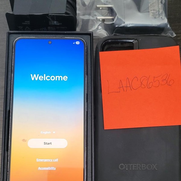 Samsung Galaxy S22 - Unlocked, 256 GB, Black, 8 GB, SM-S901U1