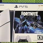 Good PlayStation 5 Standard Edition (2020) - 825 GB, White, Standard Edition