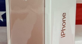 New
													Apple iPhone 7 Plus - Unlocked, Rose Gold, 32 GB, A1661, photo 3 of 9