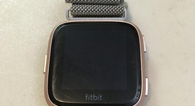 Good
													Fitbit Versa 2 - Gold, Special Edition, photo 1 of 5