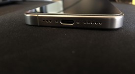 Mint
													Apple iPhone 15 Pro - Unlocked, Natural, 256 GB, A2848, photo 4 of 6