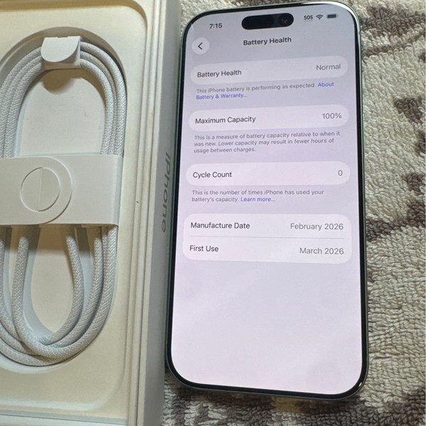 Apple iPhone 17 - AT&T, 256 GB, Sage, A3258