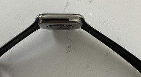 Good
													Apple Watch Series 10 46mm - Unlocked, Natural, A3003 - Cellular, Titanium, photo 4 of 6