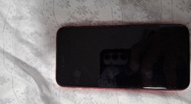 Good
													Apple iPhone SE 2nd Gen 2020 - Unlocked, Red, 64 GB, A2275, photo 2 of 7