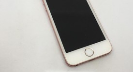 Good
													Apple iPhone SE 1st Gen 2016 - Sprint, Rose Gold, 16 GB, A1723, photo 4 of 13