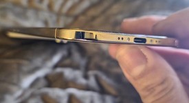 Mint
													Apple iPhone Air - Cricket, Light Gold, 256 GB, A3260, photo 5 of 7