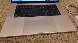 Mint
													MacBook Pro Late 2023 (M3) - 16" - Apple M3 Pro 12-core, Silver, 512 GB, 18 GB, 18-core GPU, photo 4 of 10