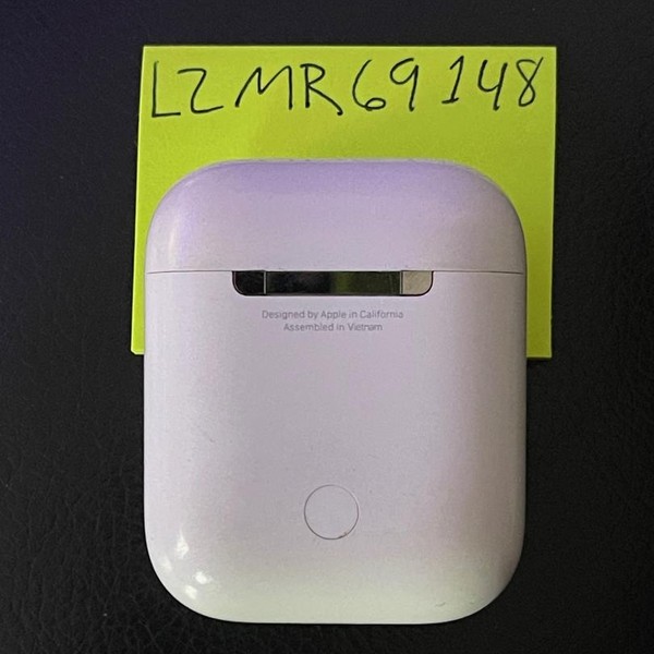 Apple AirPods 2nd Gen - Lightning Case