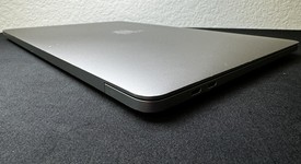 Fair
													MacBook Pro 2018 (With Touch Bar) - 13" - I7, Gray, 512 GB, 16 GB, photo 5 of 7