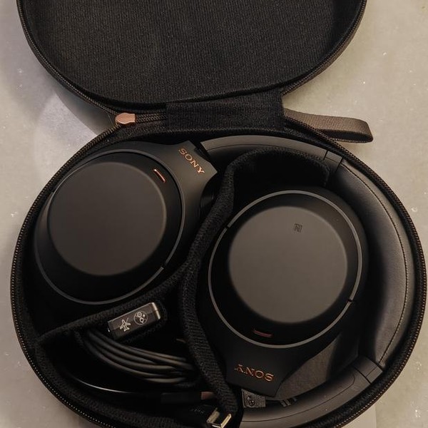 Sony WH-1000XM4 - Black
