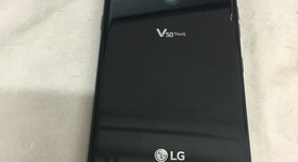 Good
													LG V50 ThinQ 5G - Verizon, Black, 128 GB, 6 GB, LM-V450VM, photo 2 of 7