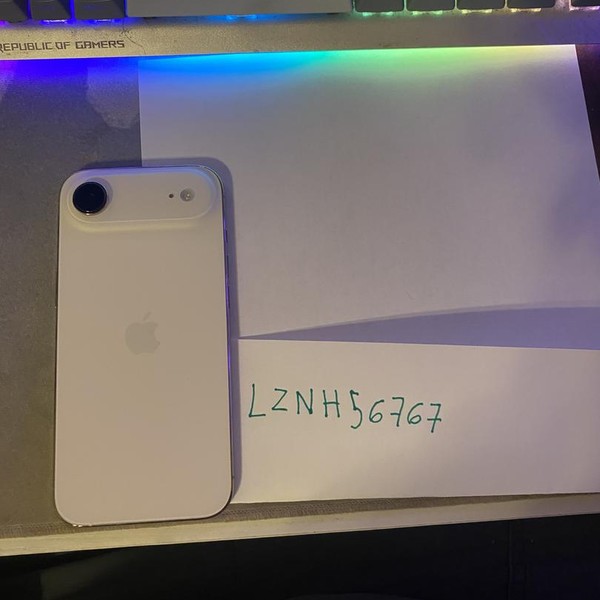 Apple iPhone Air - Unlocked, 256 GB, Light Gold, A3260