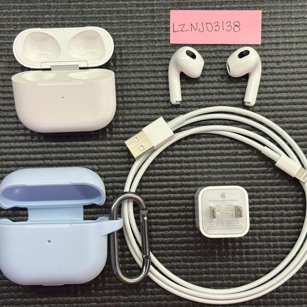 Apple AirPods 3rd Gen - Lightning Case