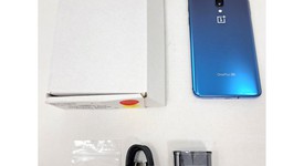 Good
													OnePlus 7 Pro - Unlocked Non-US, Blue, 256 GB, 8 GB, GM1910, photo 2 of 4
