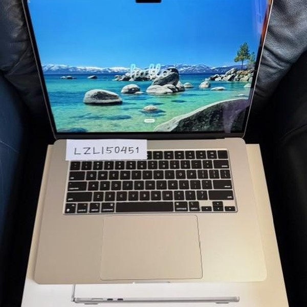 MacBook Air 2024 (M3) - 15 inch - 512 GB, Silver, 16 GB, Apple M3, 10-core GPU
