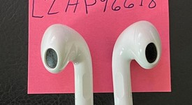 Used
													Apple AirPods 3rd Gen - MagSafe Case, photo 5 of 6