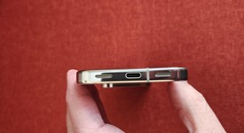 Mint
													Google Pixel 10 Pro - T-Mobile, Porcelain, 128 GB, G4QUR, photo 4 of 9