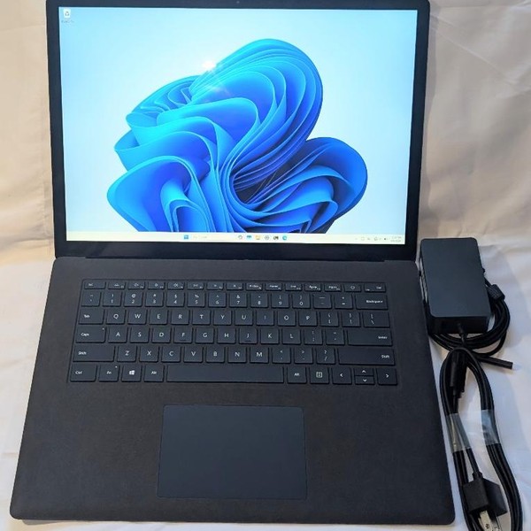 Microsoft Surface Laptop 3 - 128 GB, Black, 8 GB, AMD Ryzen 5, 15 inch