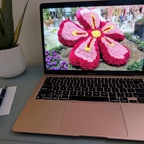 MacBook Air 2020 - 13 inch - 256 GB, Gold, 8 GB, Apple M1