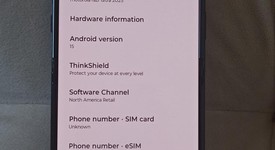 Good
													Motorola Razr Ultra (2025) - Unlocked, PANTONE Scarab, 512 GB, 16 GB, photo 4 of 7