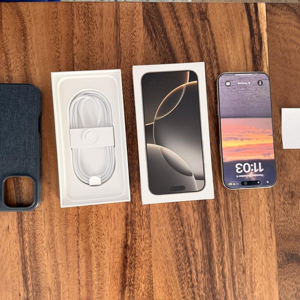 Apple iPhone 16 Pro Max - Verizon, 256 GB, Natural, A3084