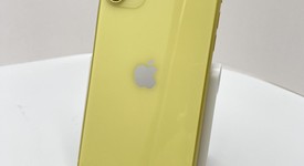 Good
													Apple iPhone 11 - Unlocked, Yellow, 64 GB, A2111, photo 3 of 5