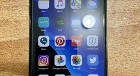 Mint
													Apple iPhone Xs Max - Verizon, Gray, 256 GB, A1921, photo 2 of 10