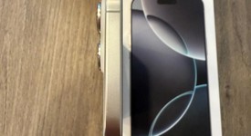 Mint
													Apple iPhone 16 Pro Max - Unlocked, White, 256 GB, A3084, photo 4 of 8