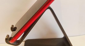 Fair
													Apple iPhone 11 - AT&T, Red, 64 GB, A2111, photo 2 of 6