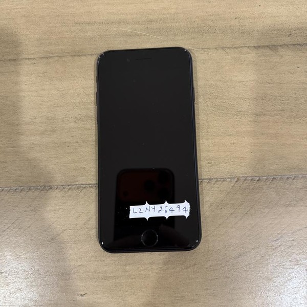 Apple iPhone SE 3rd Gen 2022 - Unlocked, 64 GB, Midnight, A2595