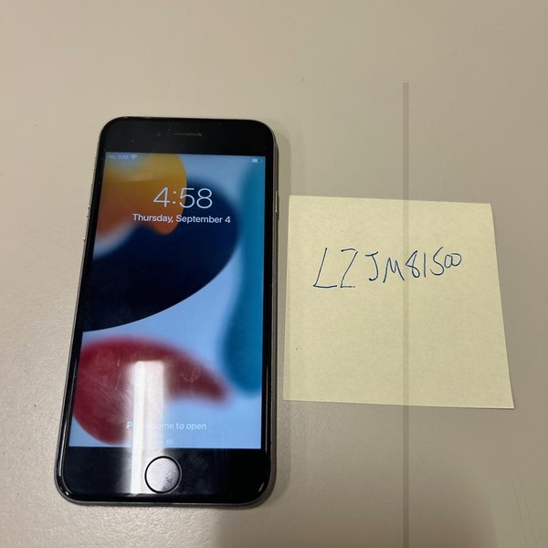 Apple iPhone 6S - Unlocked, 32 GB, Silver, A1688