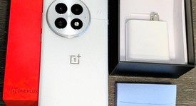 Mint
													OnePlus 13 - Unlocked, Arctic Dawn, 512 GB, 16 GB, photo 1 of 9