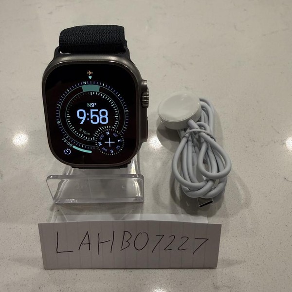 Apple Watch Ultra 2 49mm - Unlocked, Natural, A2986