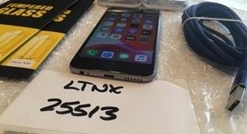 Mint
													Apple iPhone 6S - AT&T, Grey, 32 GB, A1633, photo 4 of 29