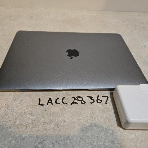 MacBook Air 2020 - 13 inch - 256 GB, Gray, 8 GB, Apple M1