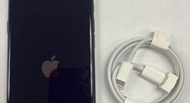 Mint
													Apple iPhone SE 3rd Gen 2022 - Unlocked, Midnight, 64 GB, A2595, photo 2 of 9