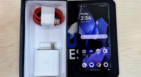 Mint
													OnePlus 13 - Unlocked, Black Eclipse, 512 GB, 16 GB, photo 2 of 6