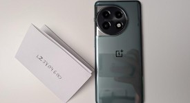 Mint
													OnePlus 11 - Unlocked, Green, 256 GB, 16 GB, CPH2451, photo 2 of 8