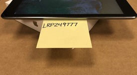 Mint
													Apple iPad Air - Wi-Fi, Gray, 16 GB, photo 3 of 8