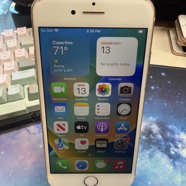 Apple iPhone 8 - Unlocked, 64 GB, Gold, A1905, GSM